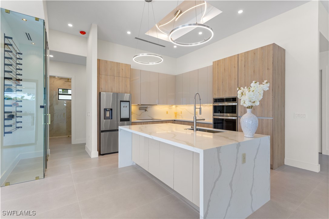 200 NW 35th AVE