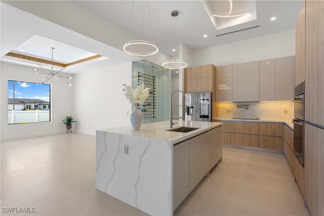 200 NW 35th AVE