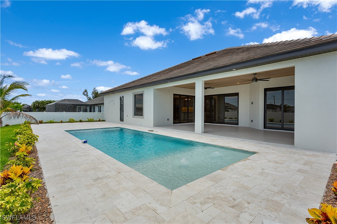200 NW 35th AVE