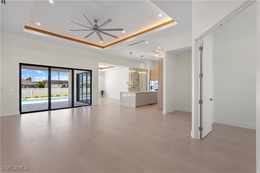 200 NW 35th AVE