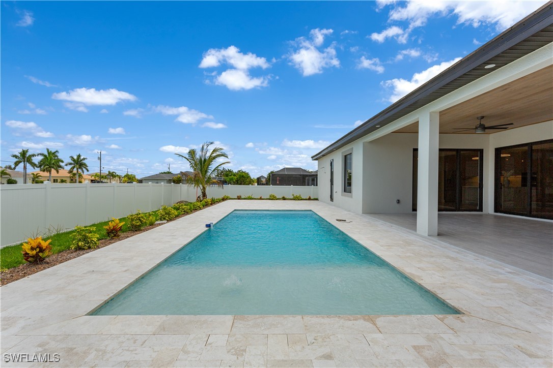 200 NW 35th AVE
