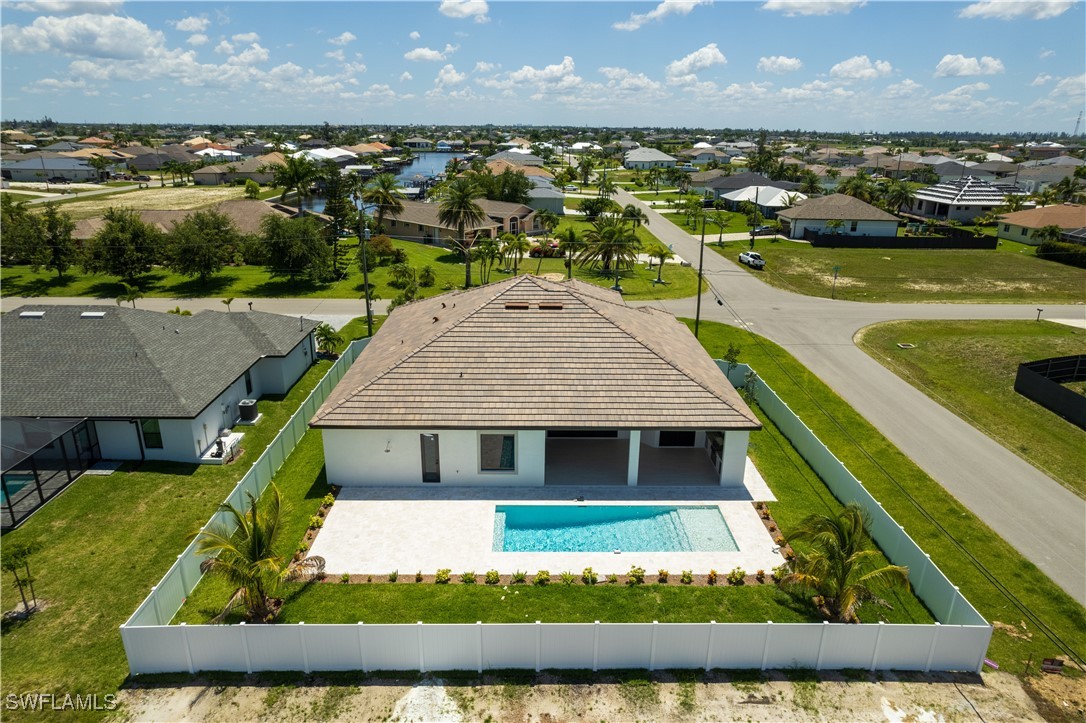 200 NW 35th AVE