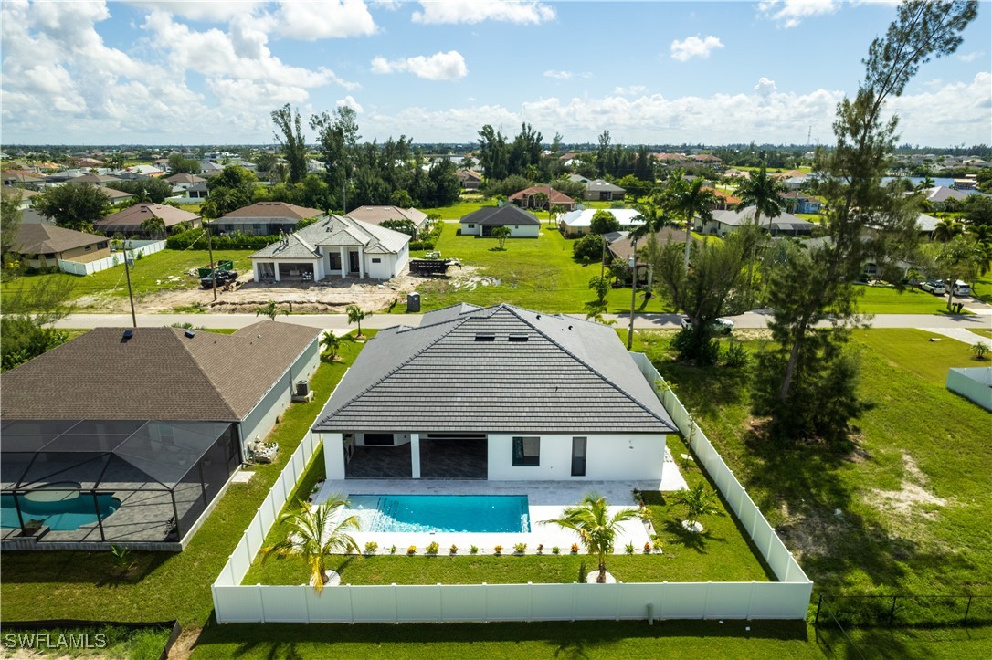 128 SW 35th AVE