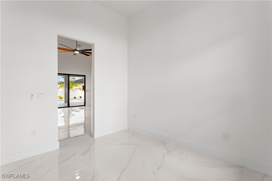 128 SW 35th AVE