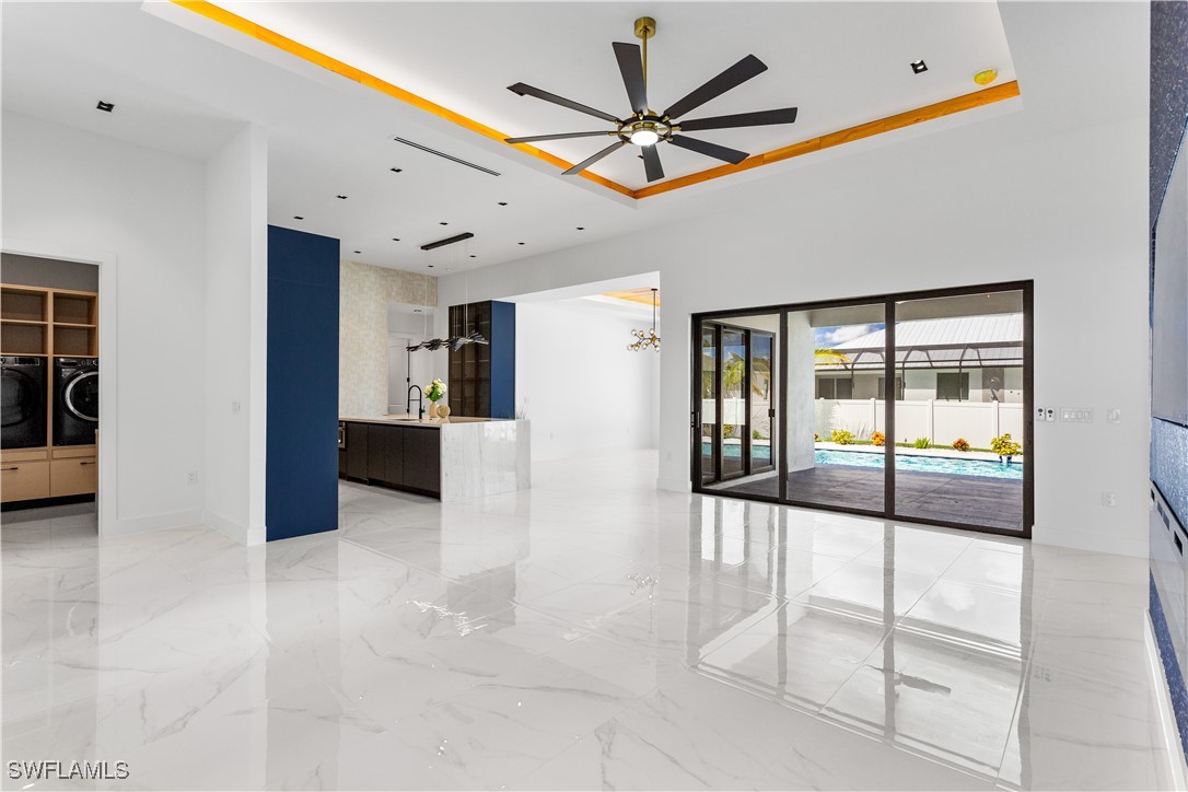 128 SW 35th AVE