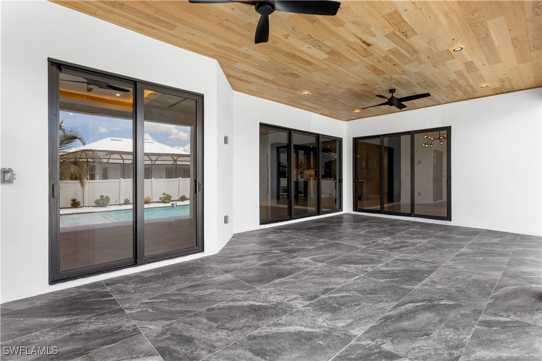 128 SW 35th AVE