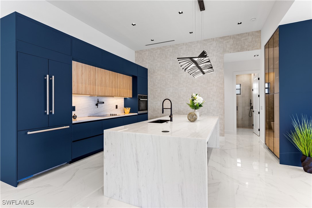 128 SW 35th AVE