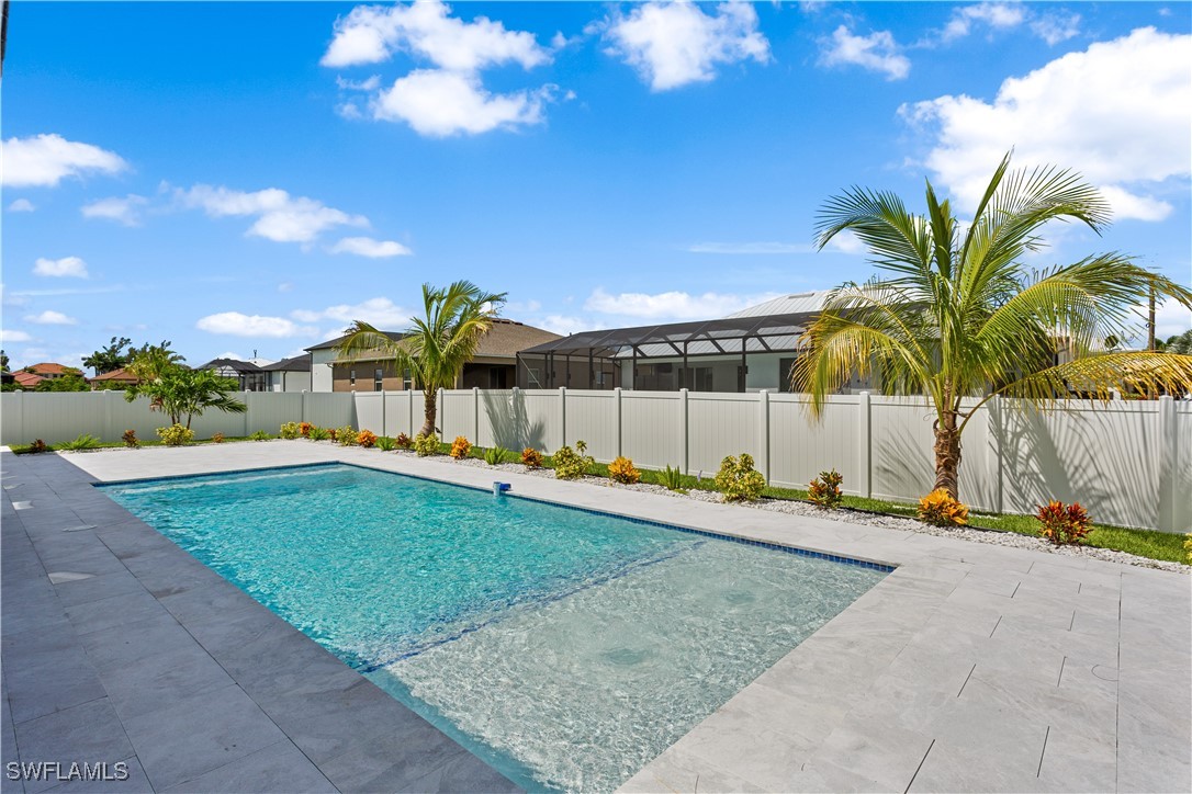 128 SW 35th AVE