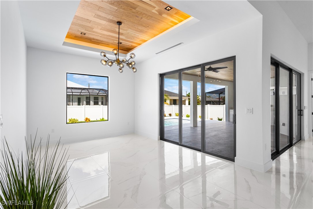 128 SW 35th AVE
