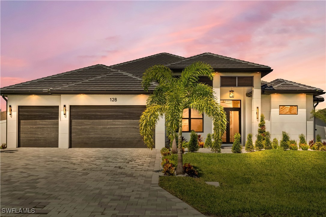 128 SW 35th AVE