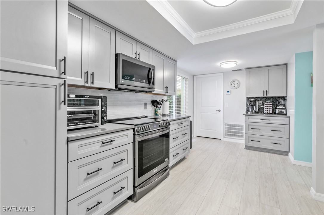4115 SE 18th PL 102