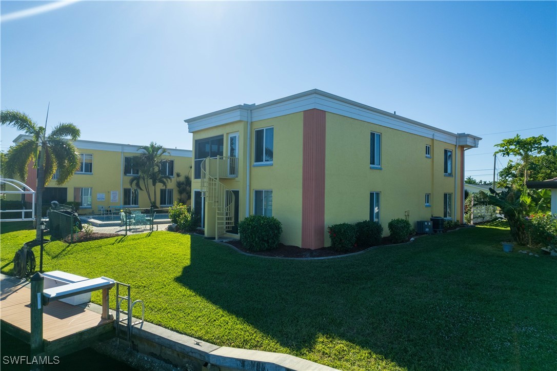 4115 SE 18th PL 102