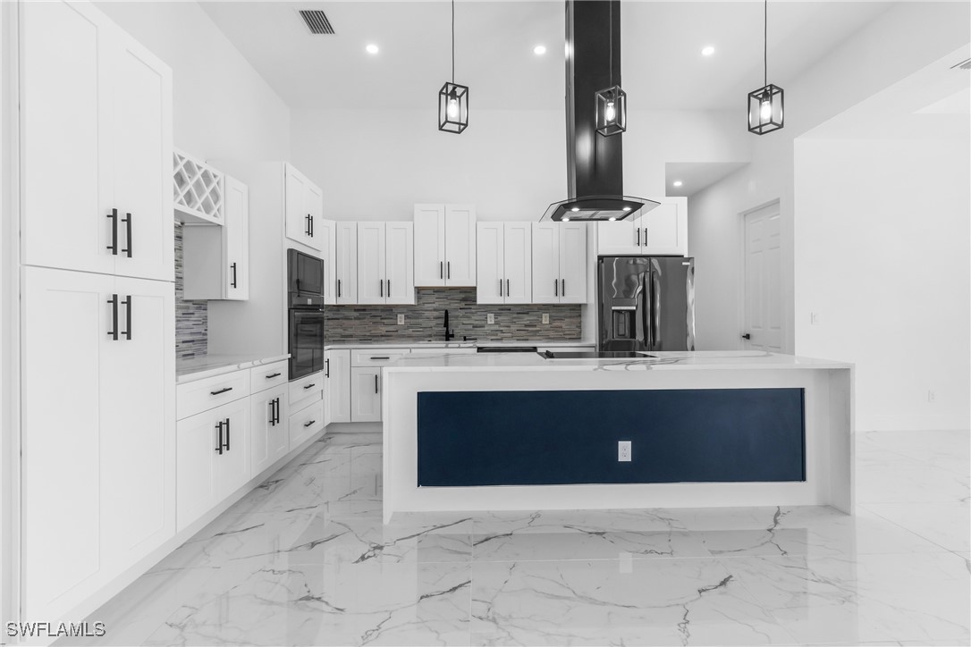 106 NE 23rd ST