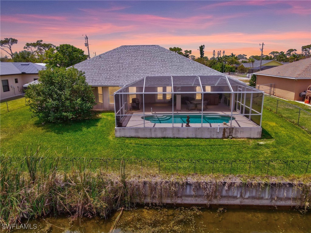 1943 SW 8th CT