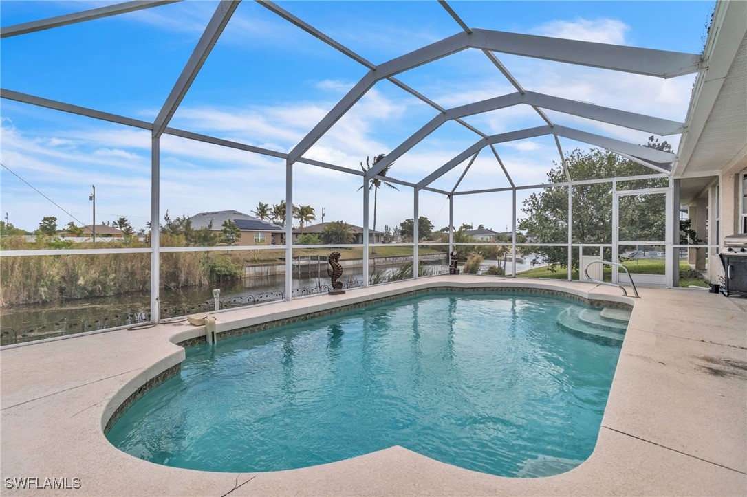 1943 SW 8th CT