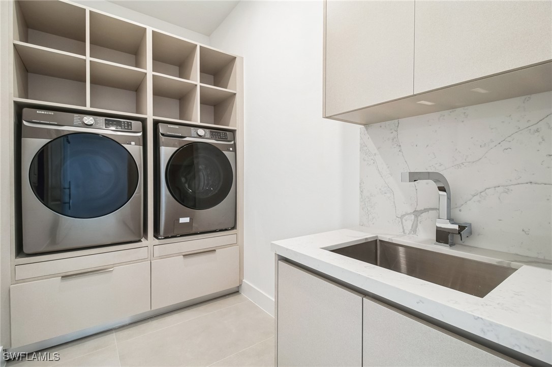 123 SW 35th AVE