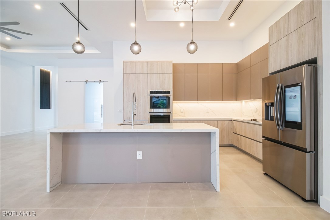 123 SW 35th AVE