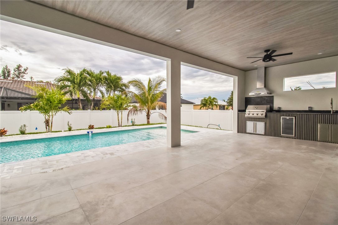 123 SW 35th AVE