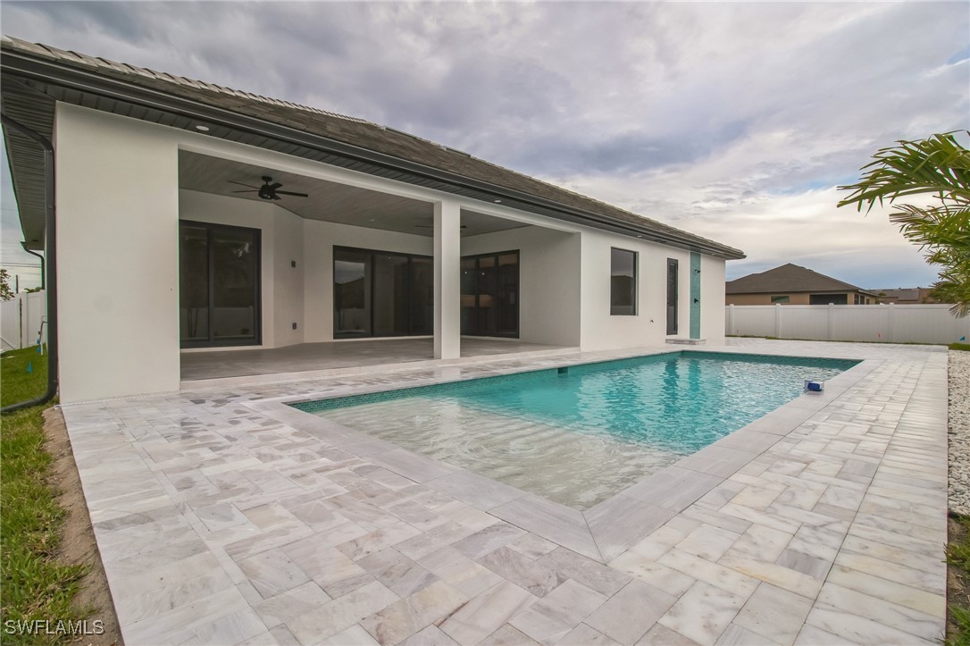 123 SW 35th AVE
