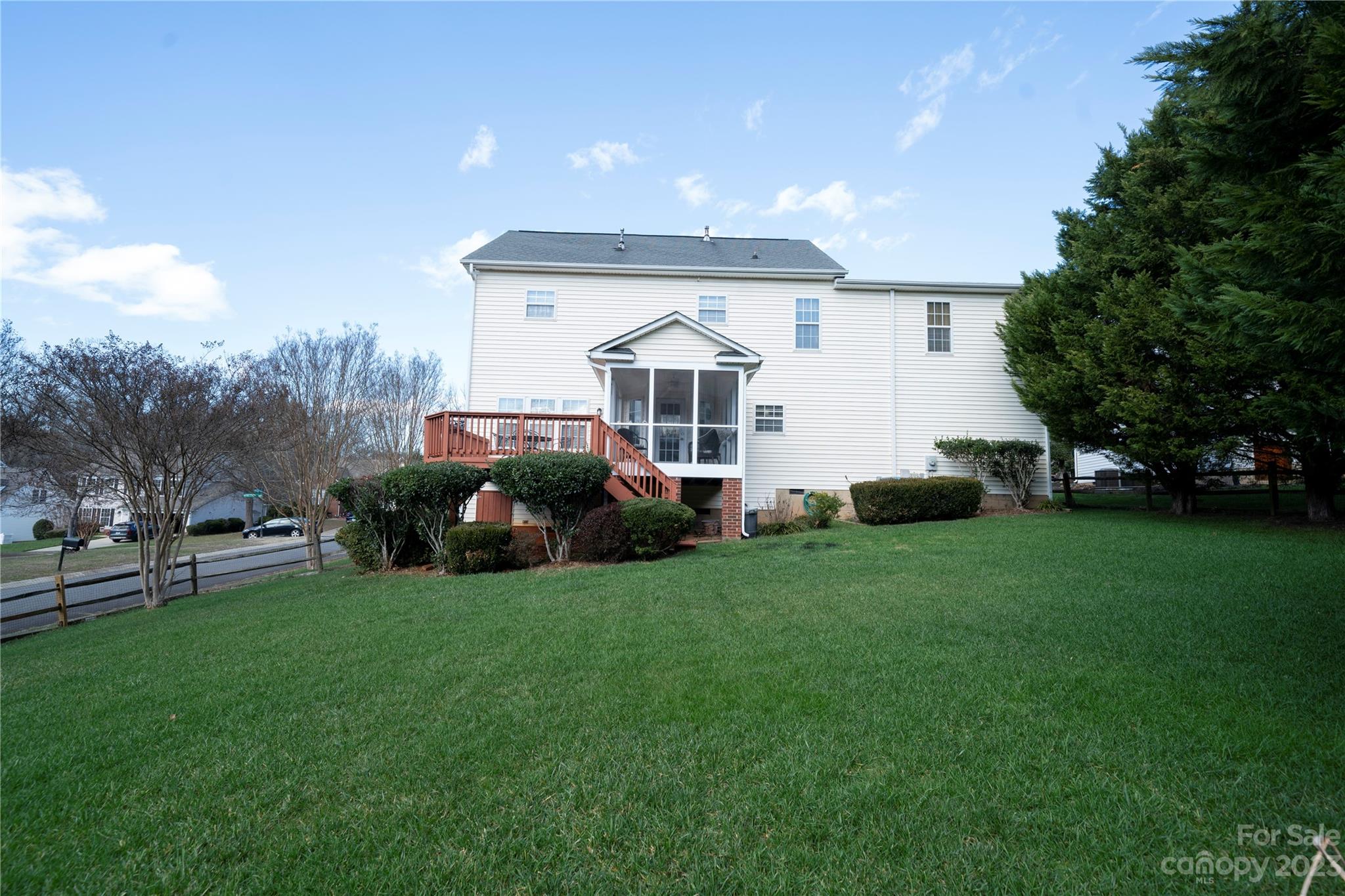 13438 Honeytree Lane
