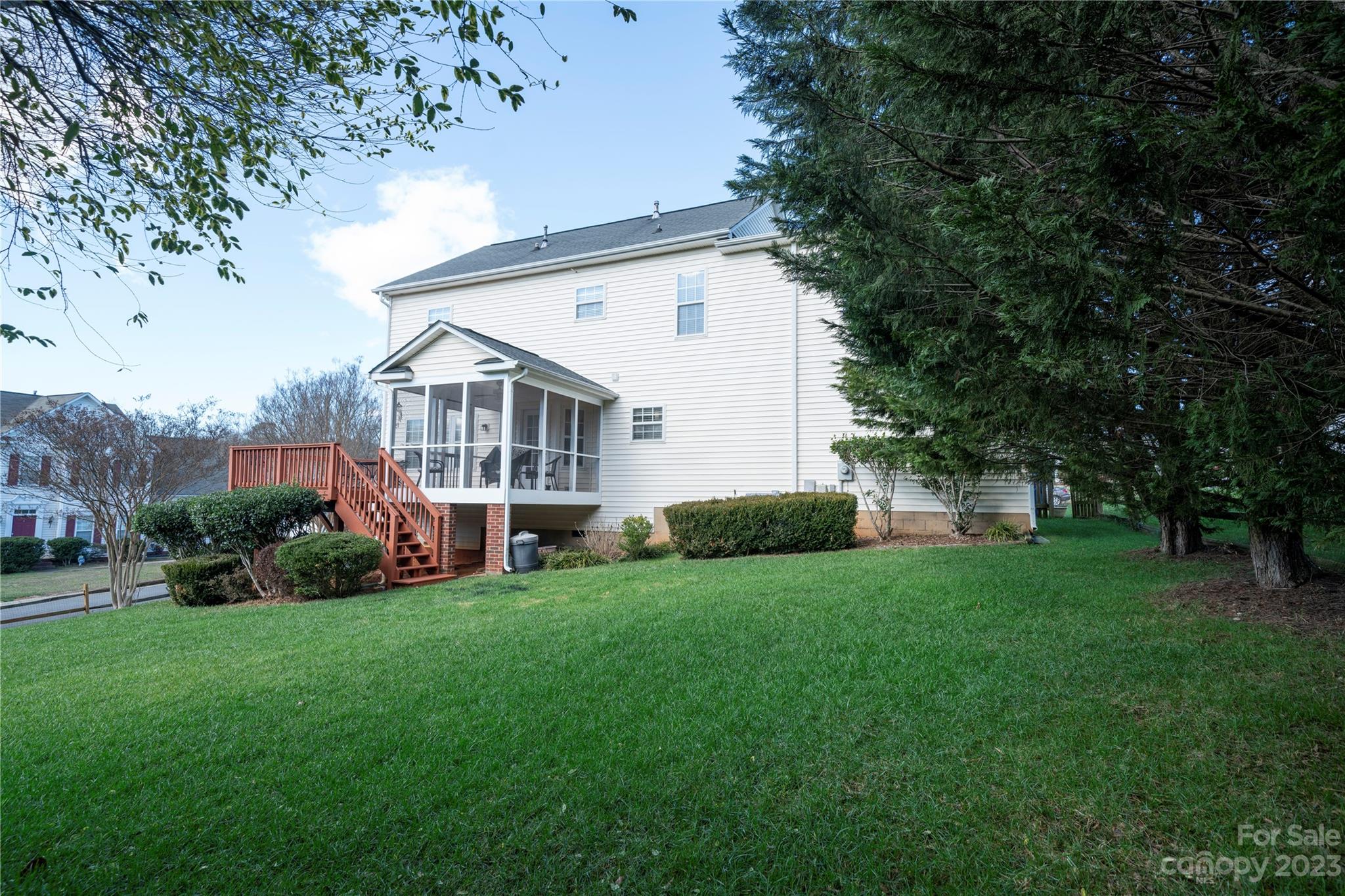 13438 Honeytree Lane