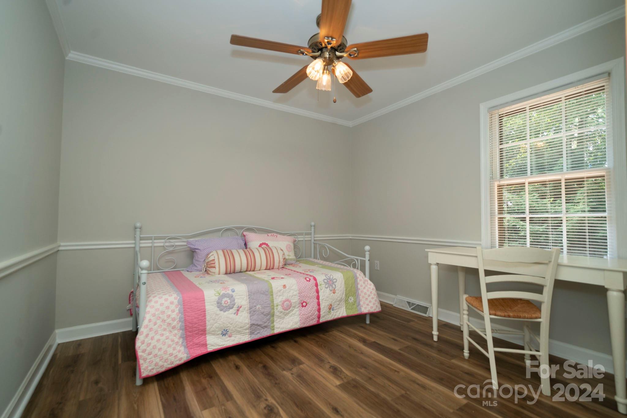4607 Crooked Oak Lane