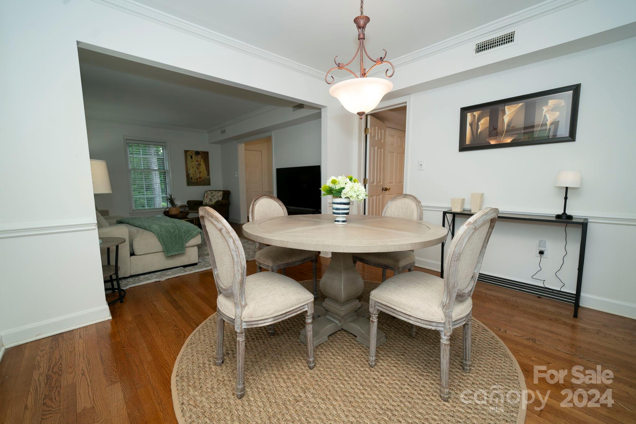 4607 Crooked Oak Lane