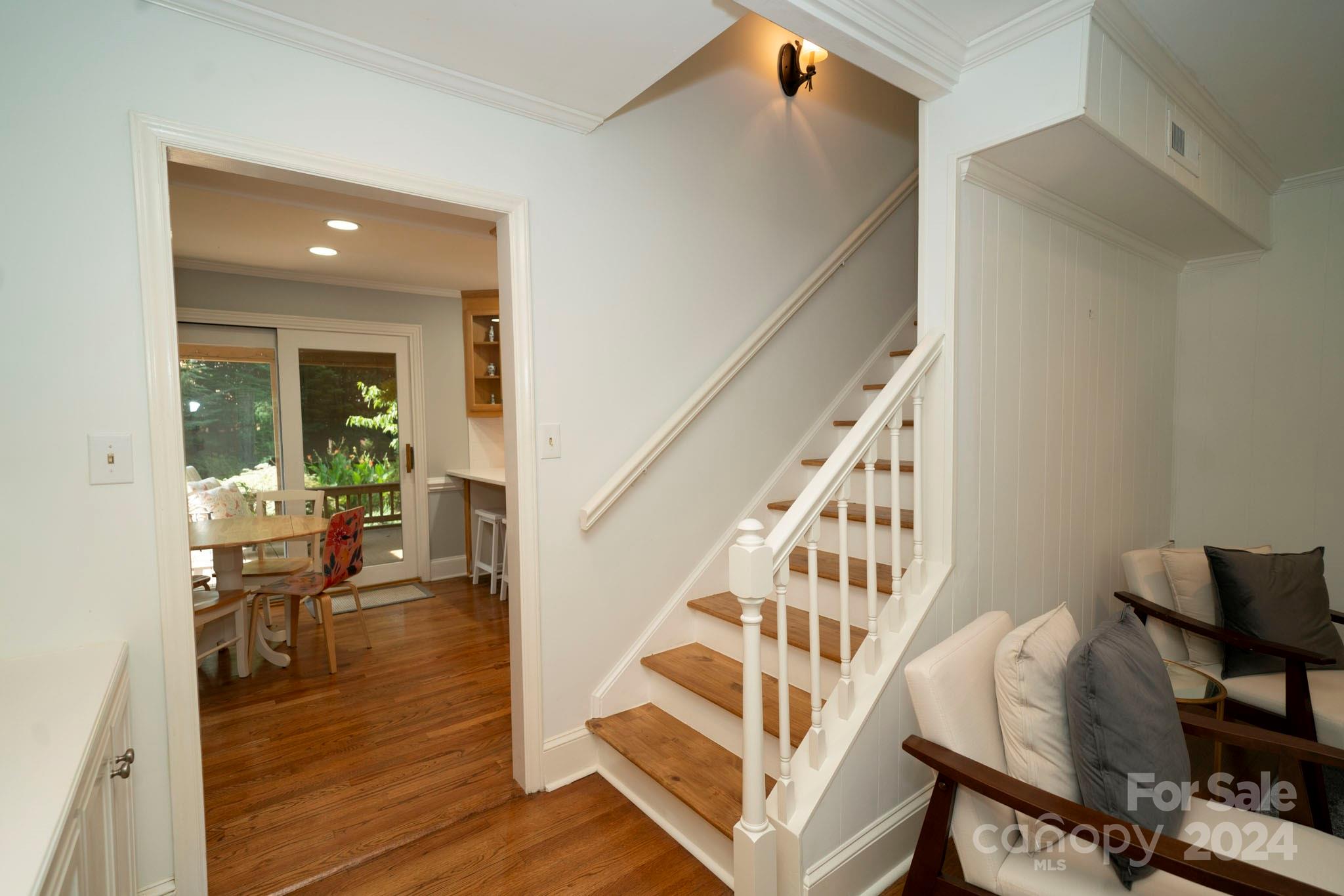 4607 Crooked Oak Lane
