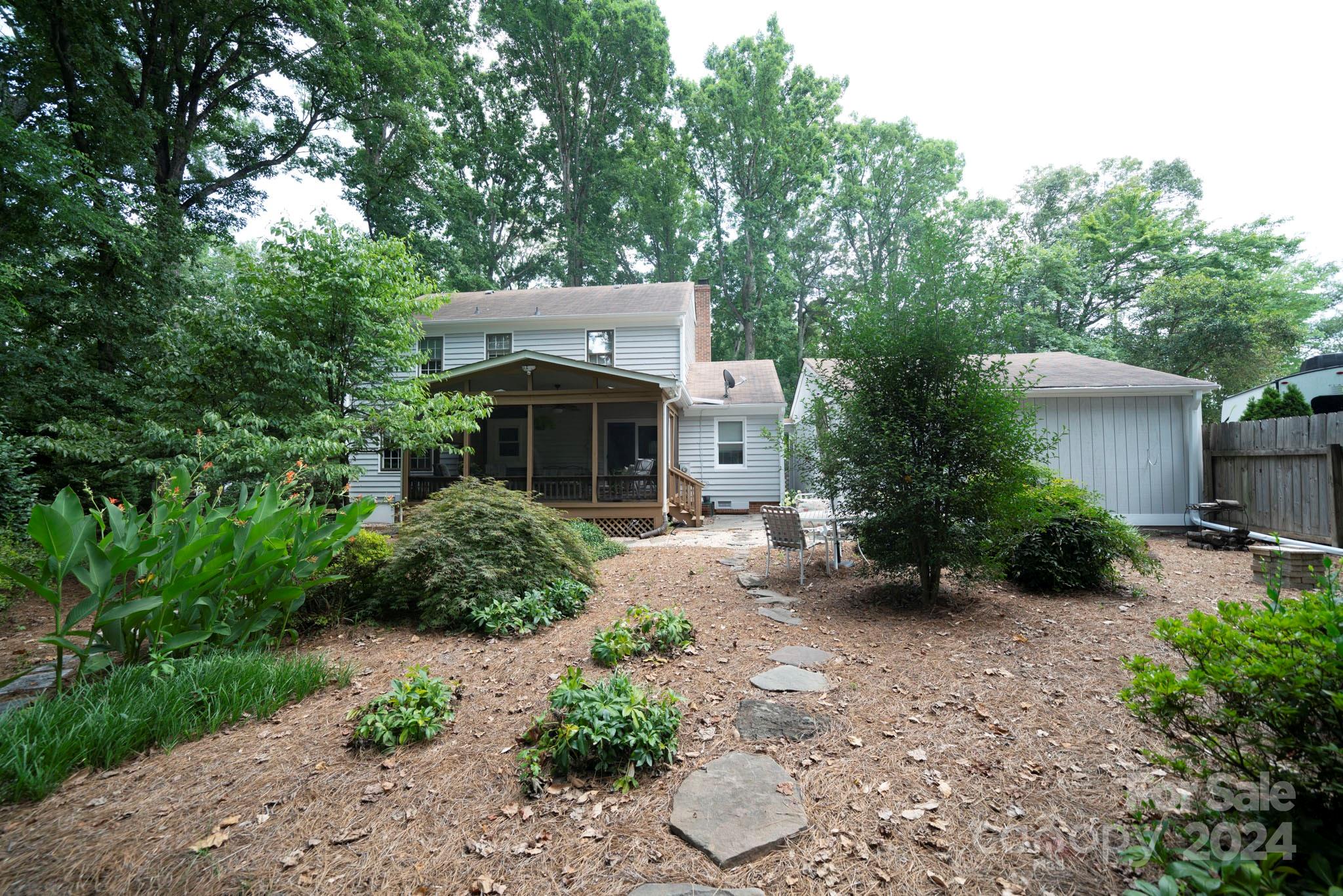 4607 Crooked Oak Lane