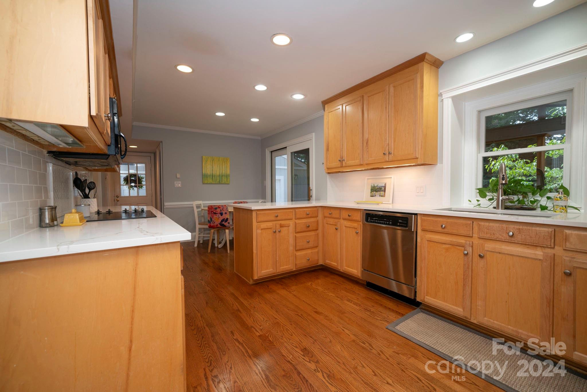 4607 Crooked Oak Lane