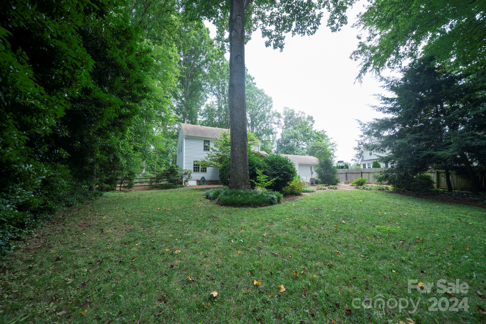 4607 Crooked Oak Lane