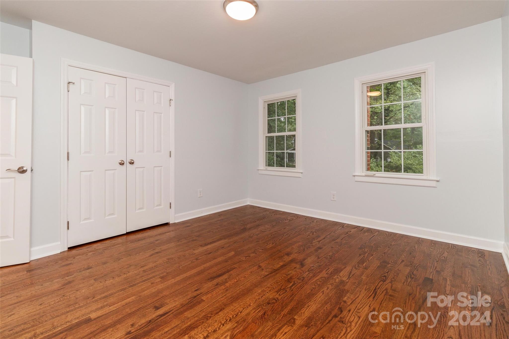 1825 Bobolink Lane