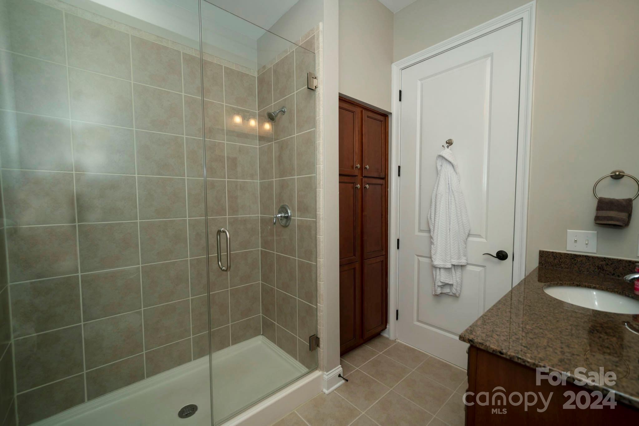 2810 Selwyn Avenue Unit: 219