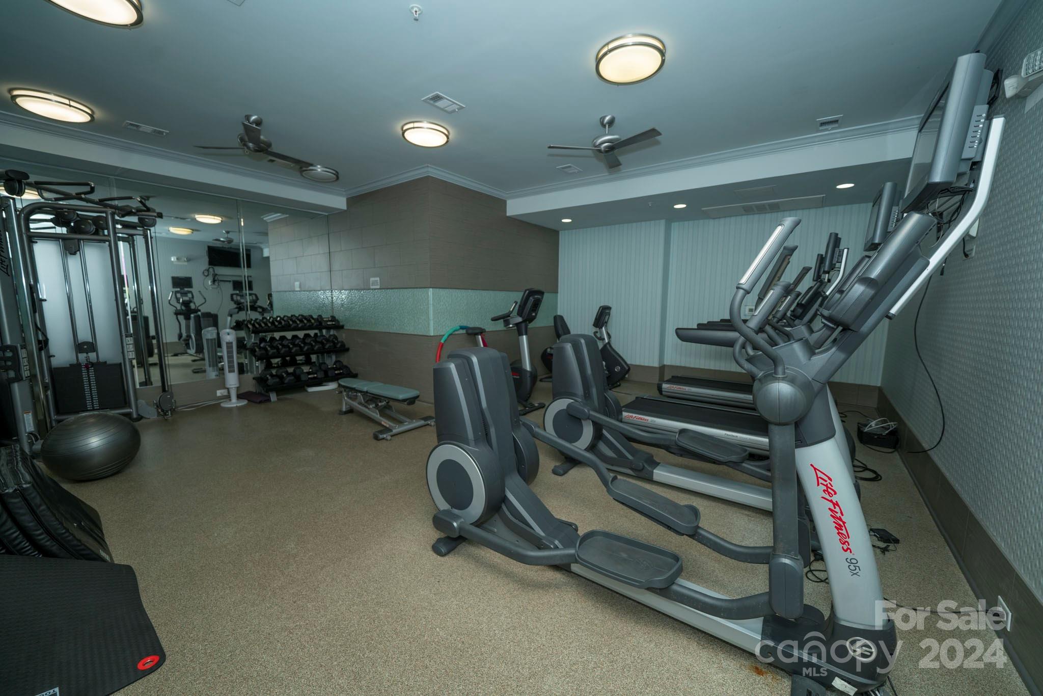 2810 Selwyn Avenue Unit: 219