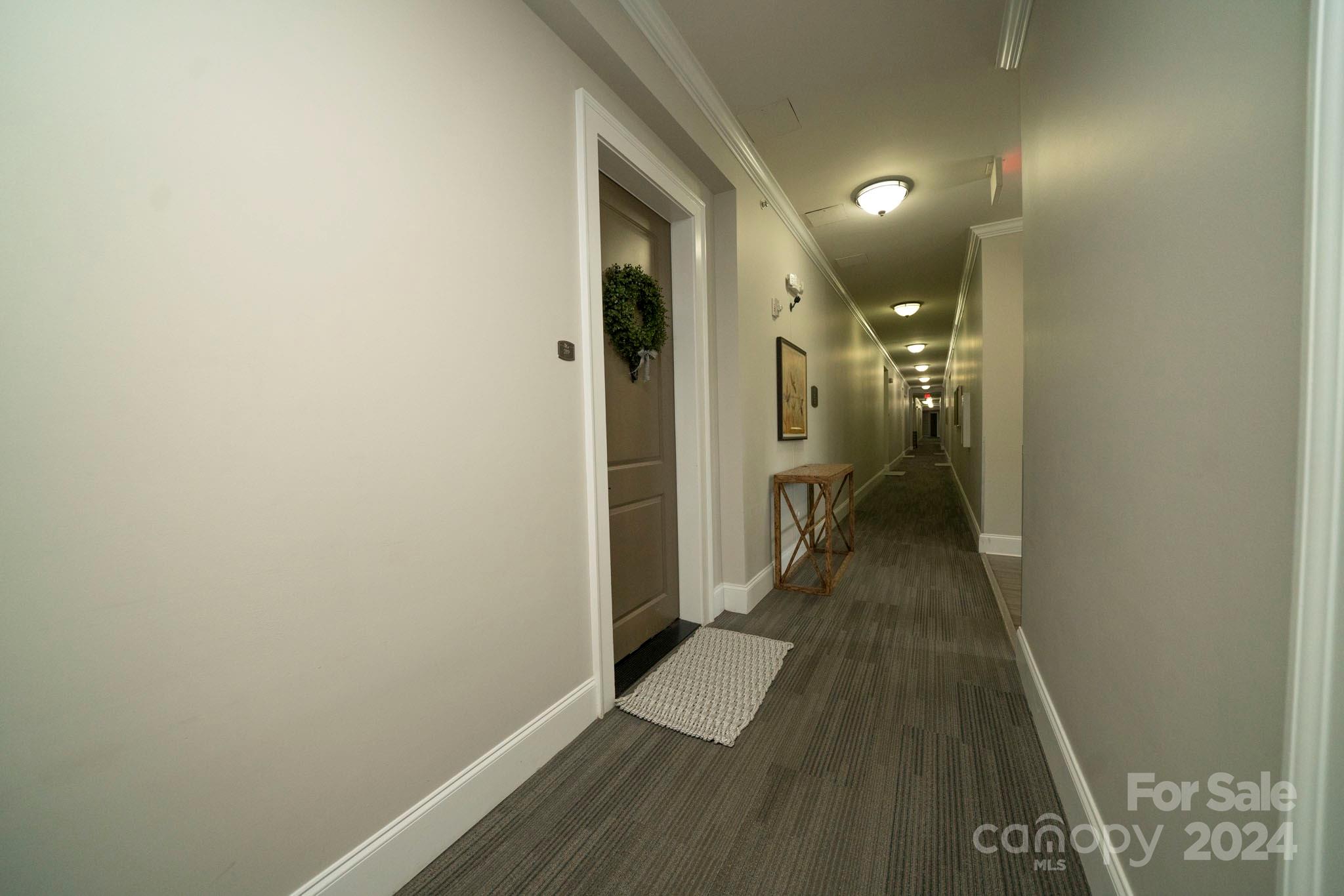 2810 Selwyn Avenue Unit: 219