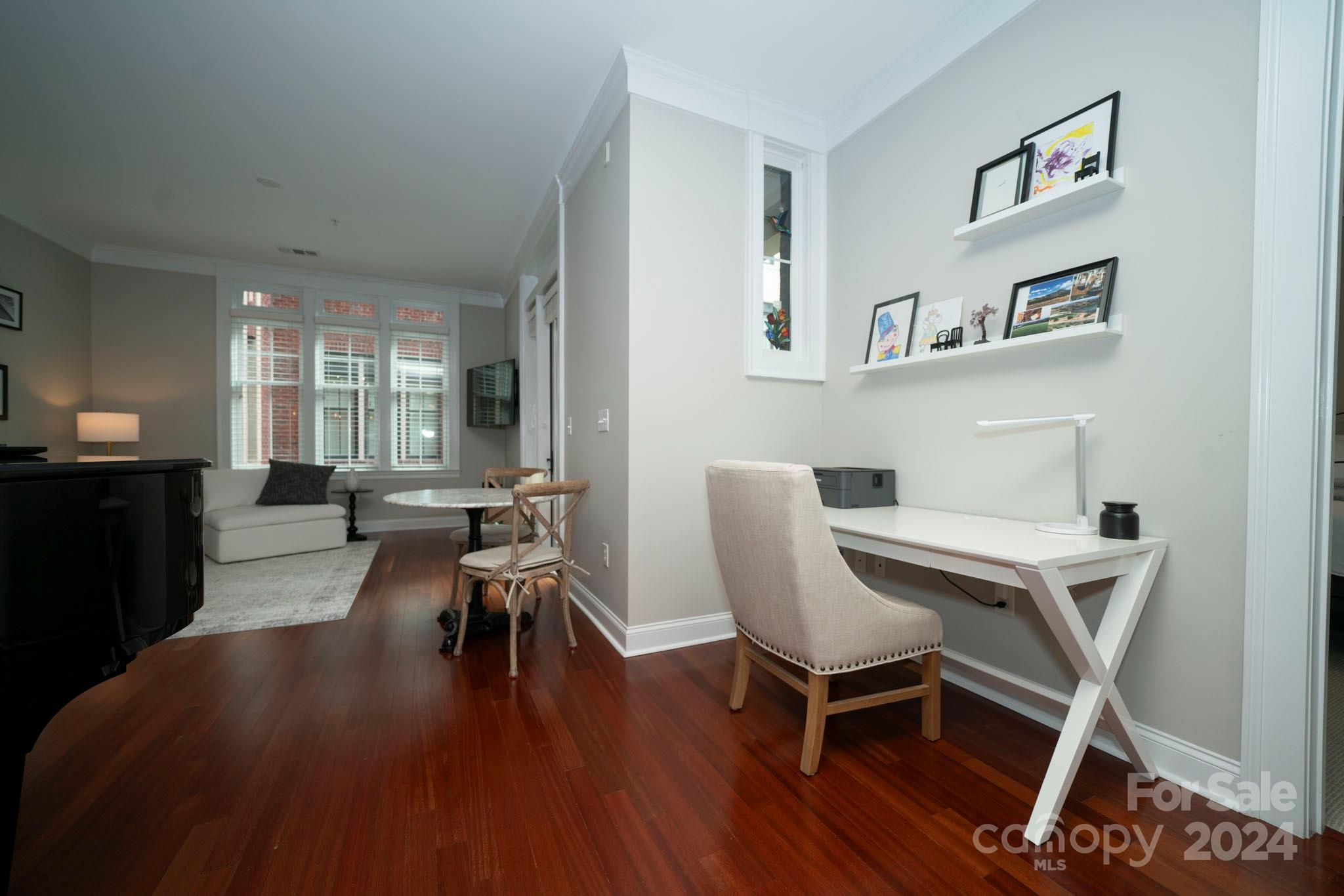 2810 Selwyn Avenue Unit: 219