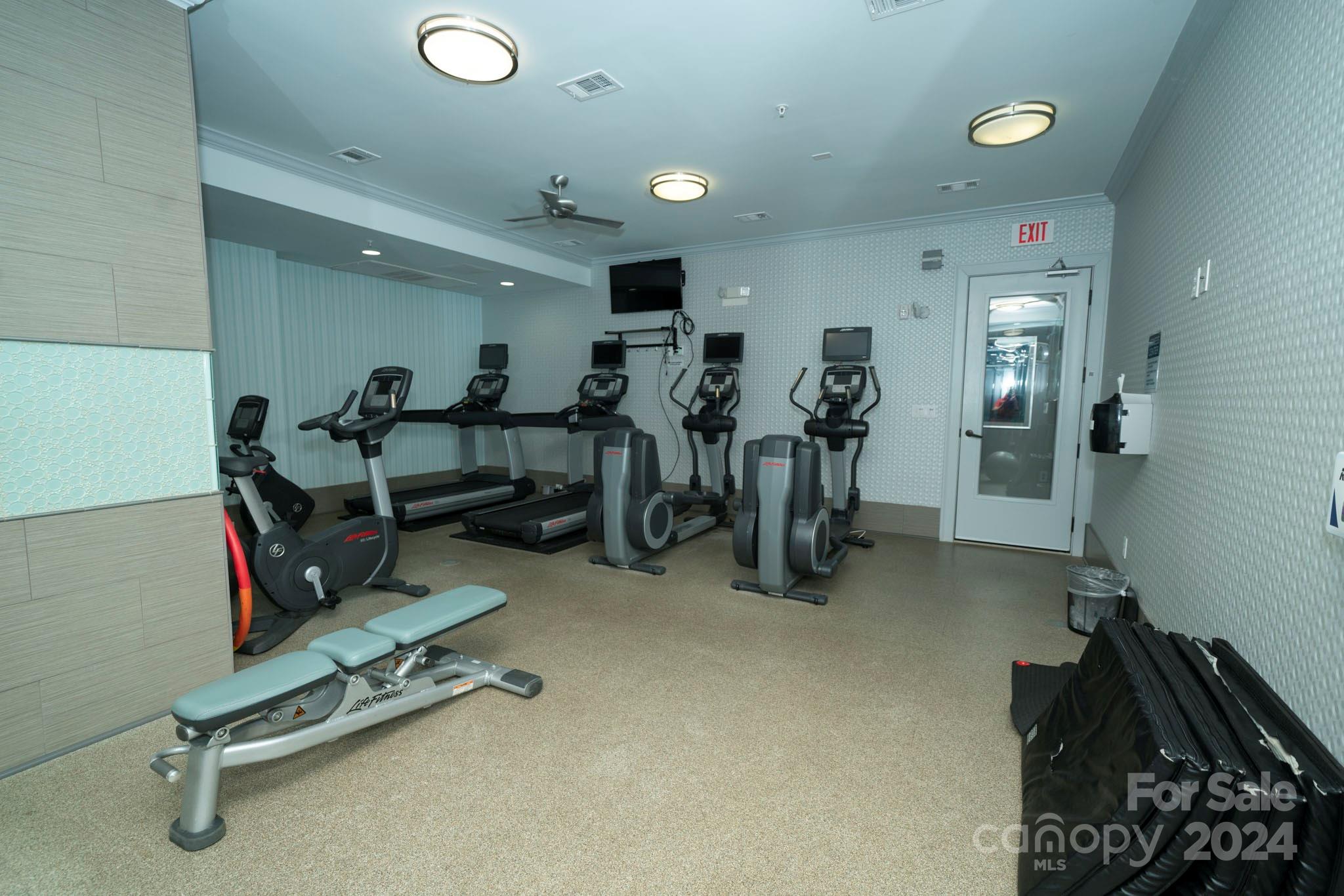 2810 Selwyn Avenue Unit: 219