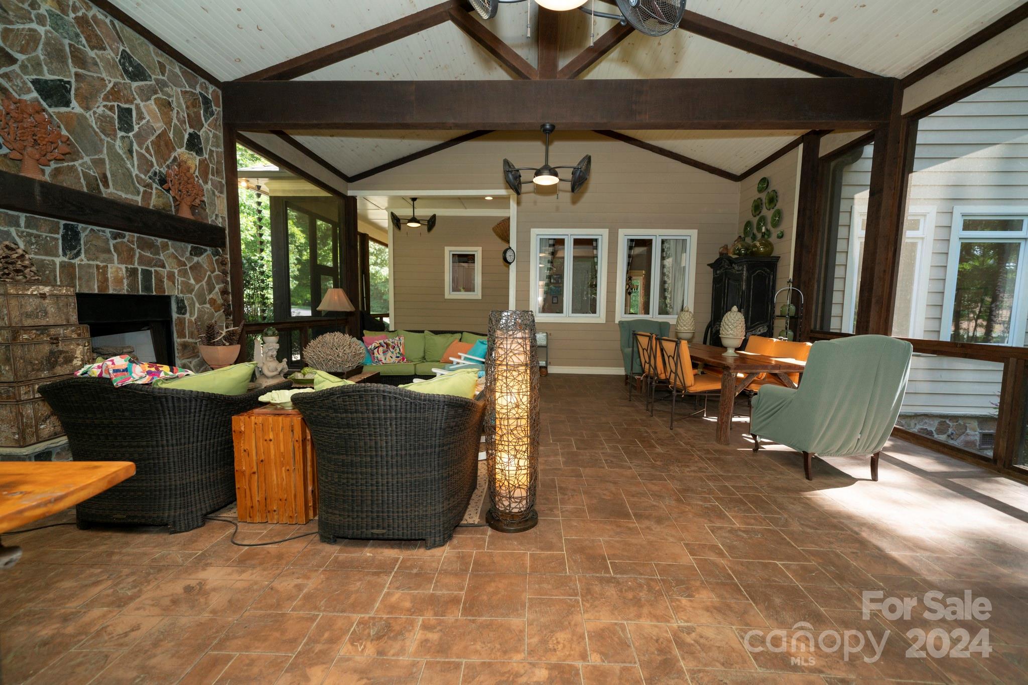 187 Bay Crossing Drive