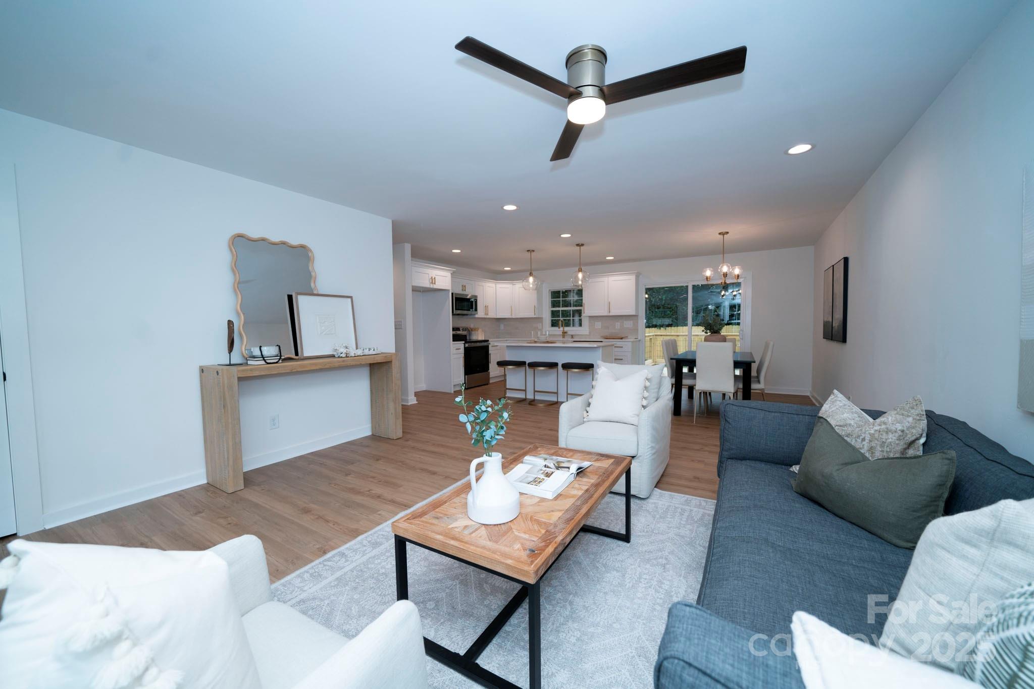 4039 Uppergate Lane