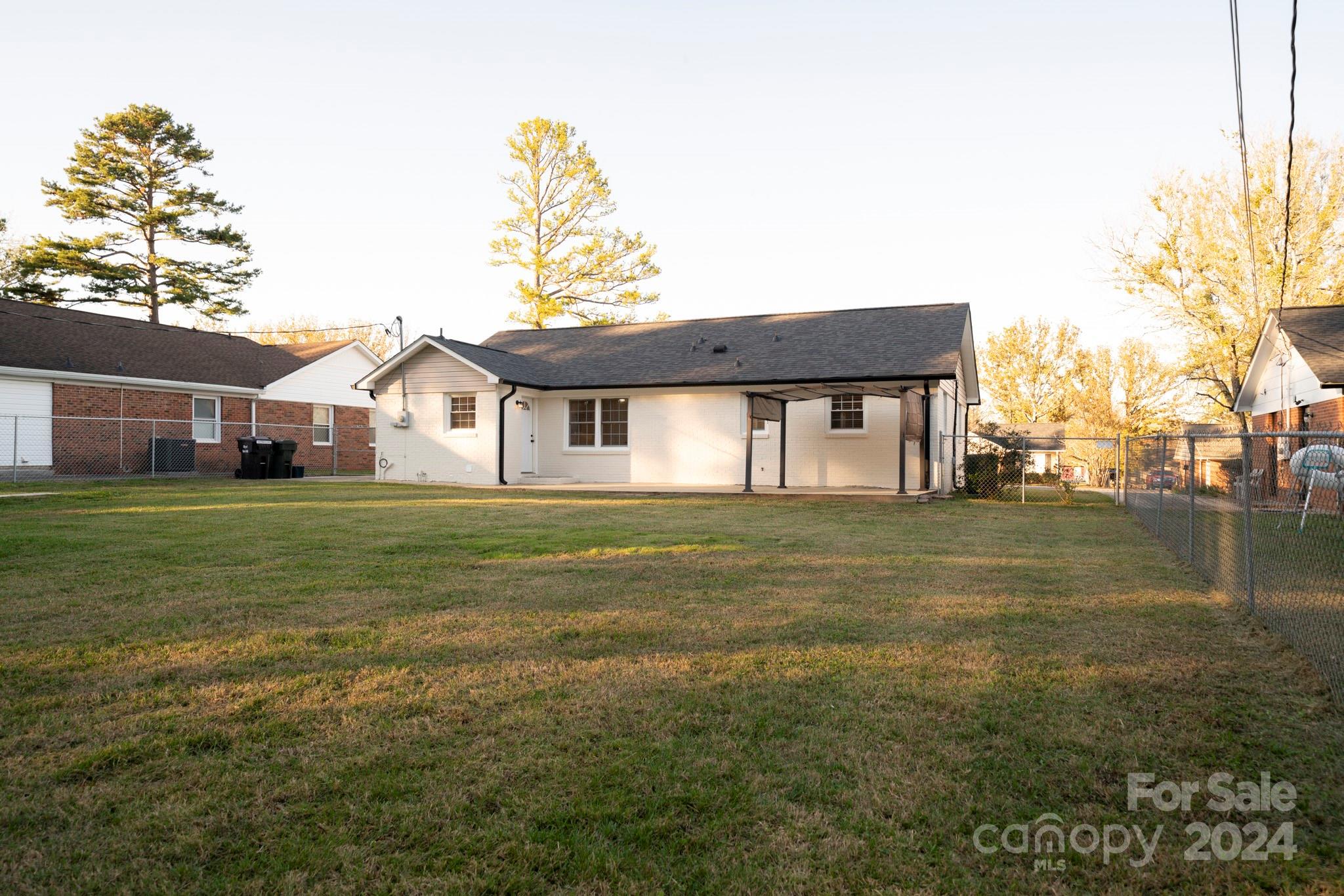 1210 Glenarden Drive