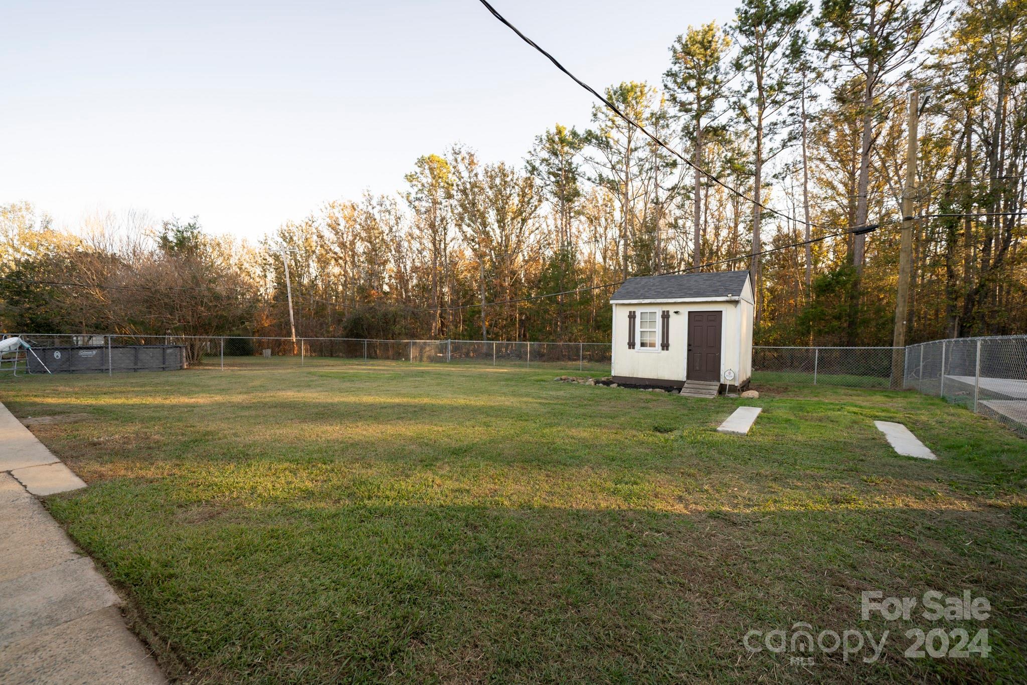 1210 Glenarden Drive
