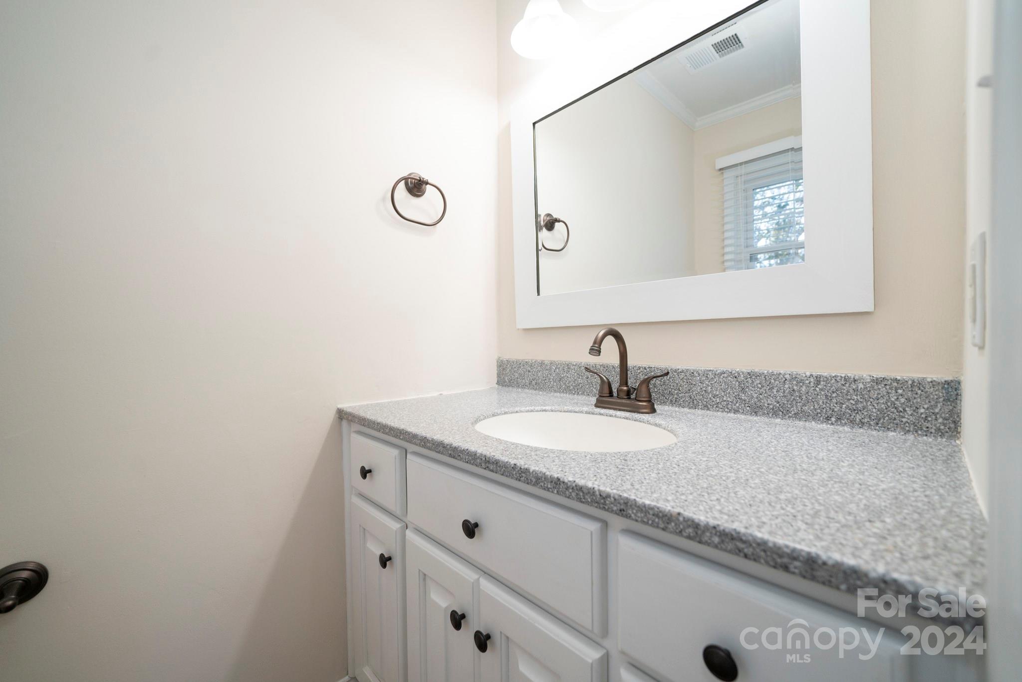 1210 Glenarden Drive