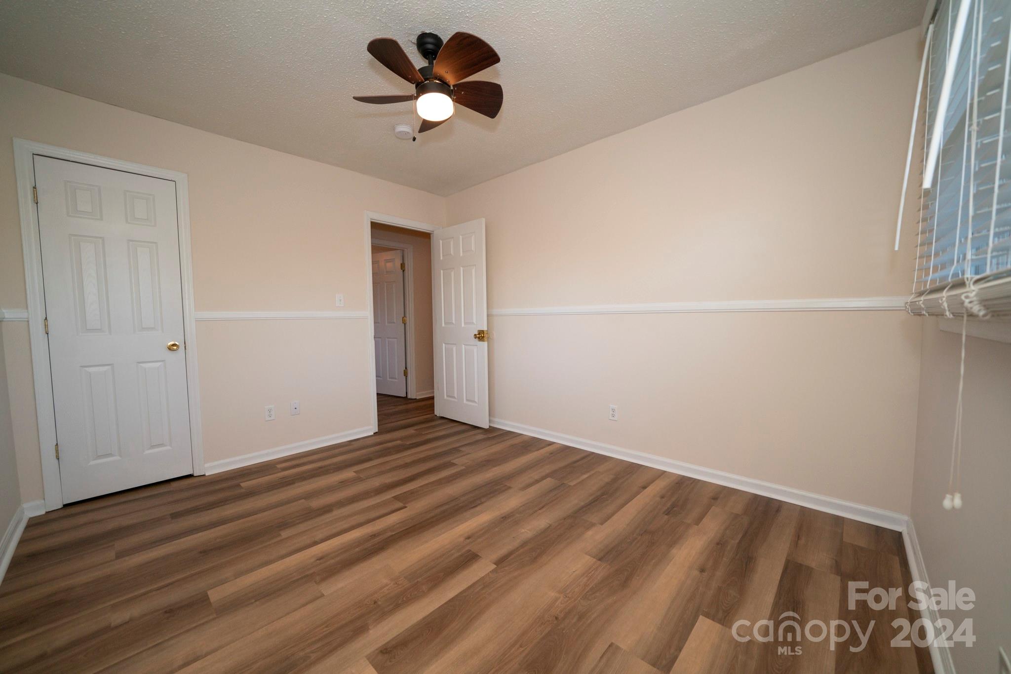 1210 Glenarden Drive