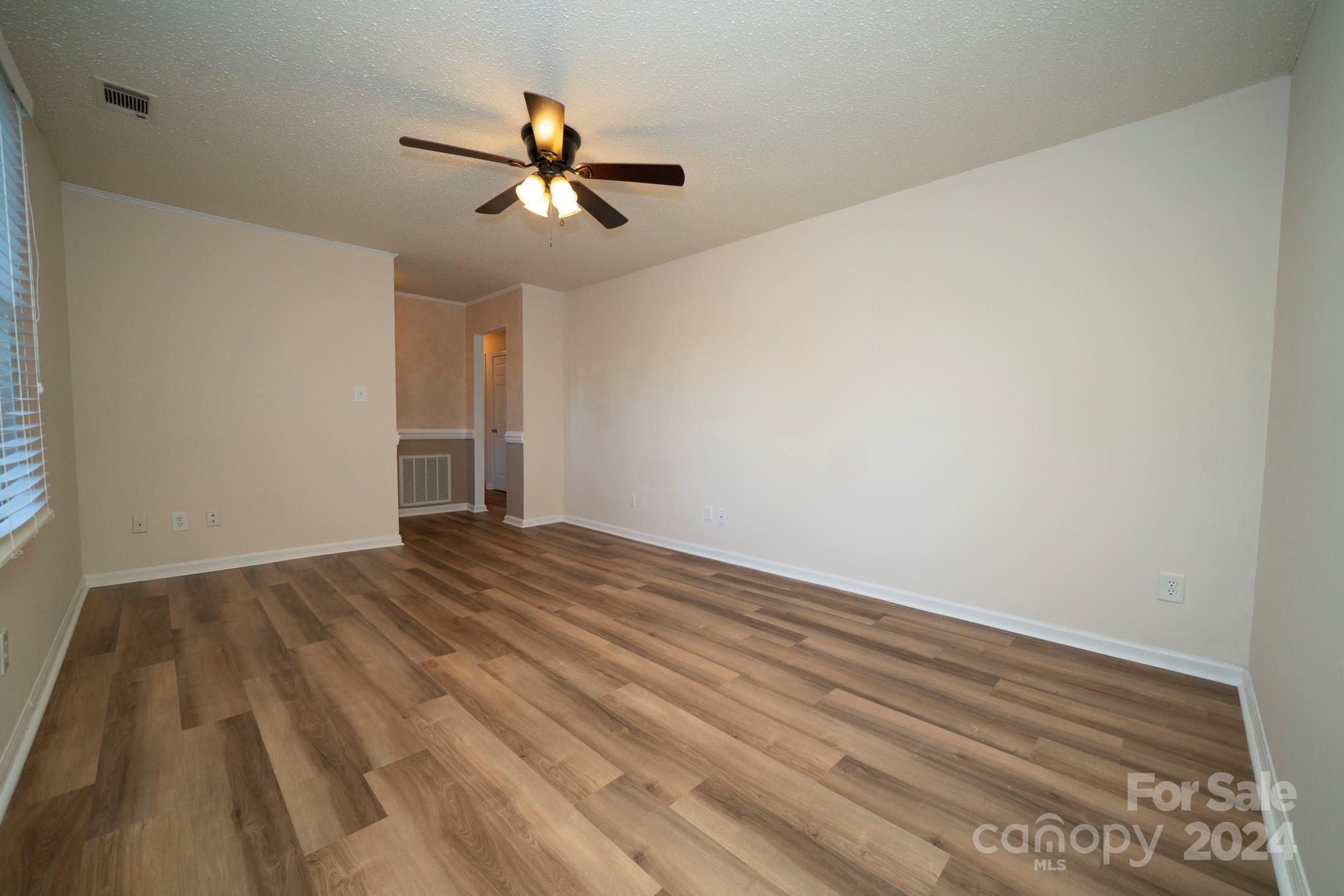 1210 Glenarden Drive