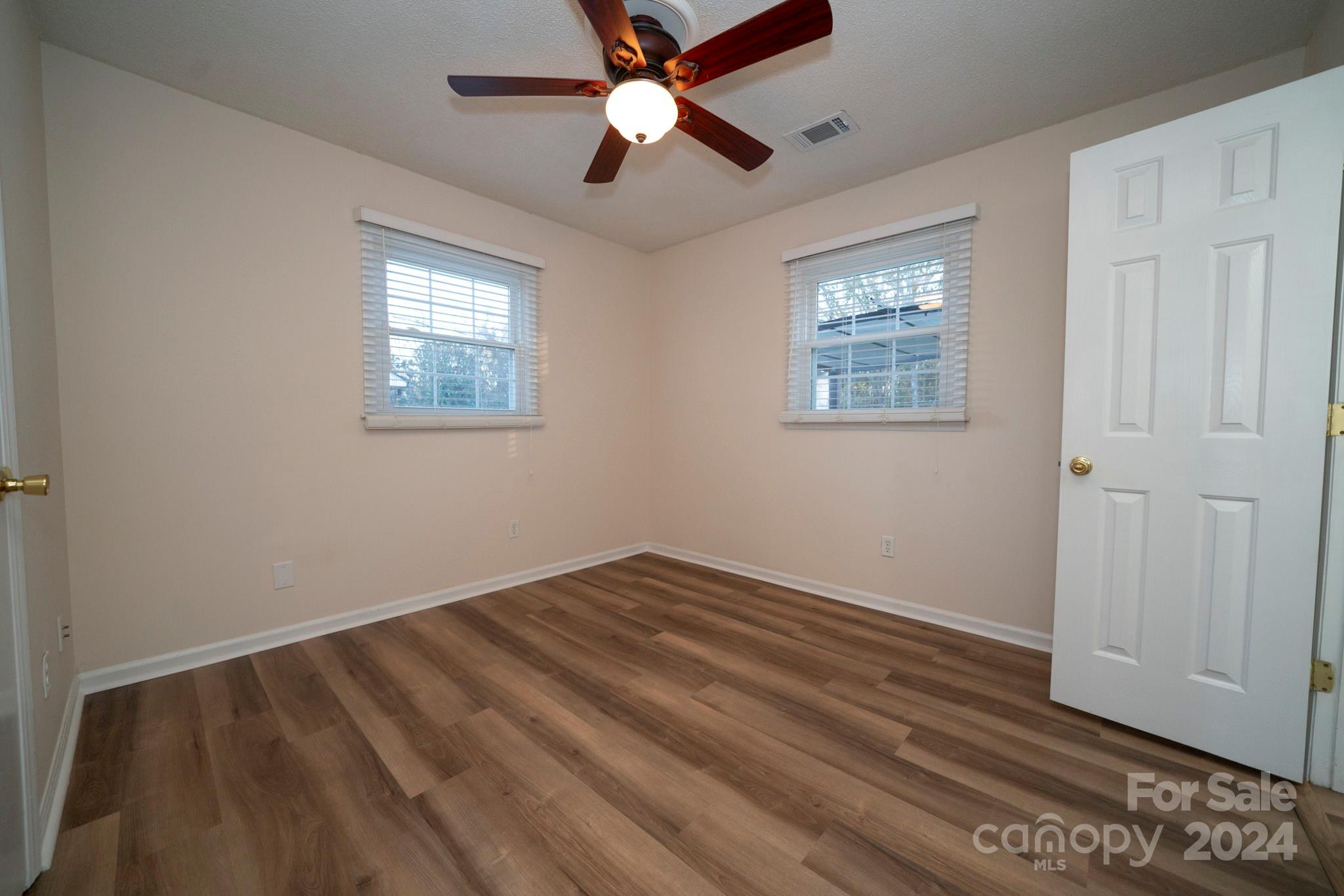 1210 Glenarden Drive