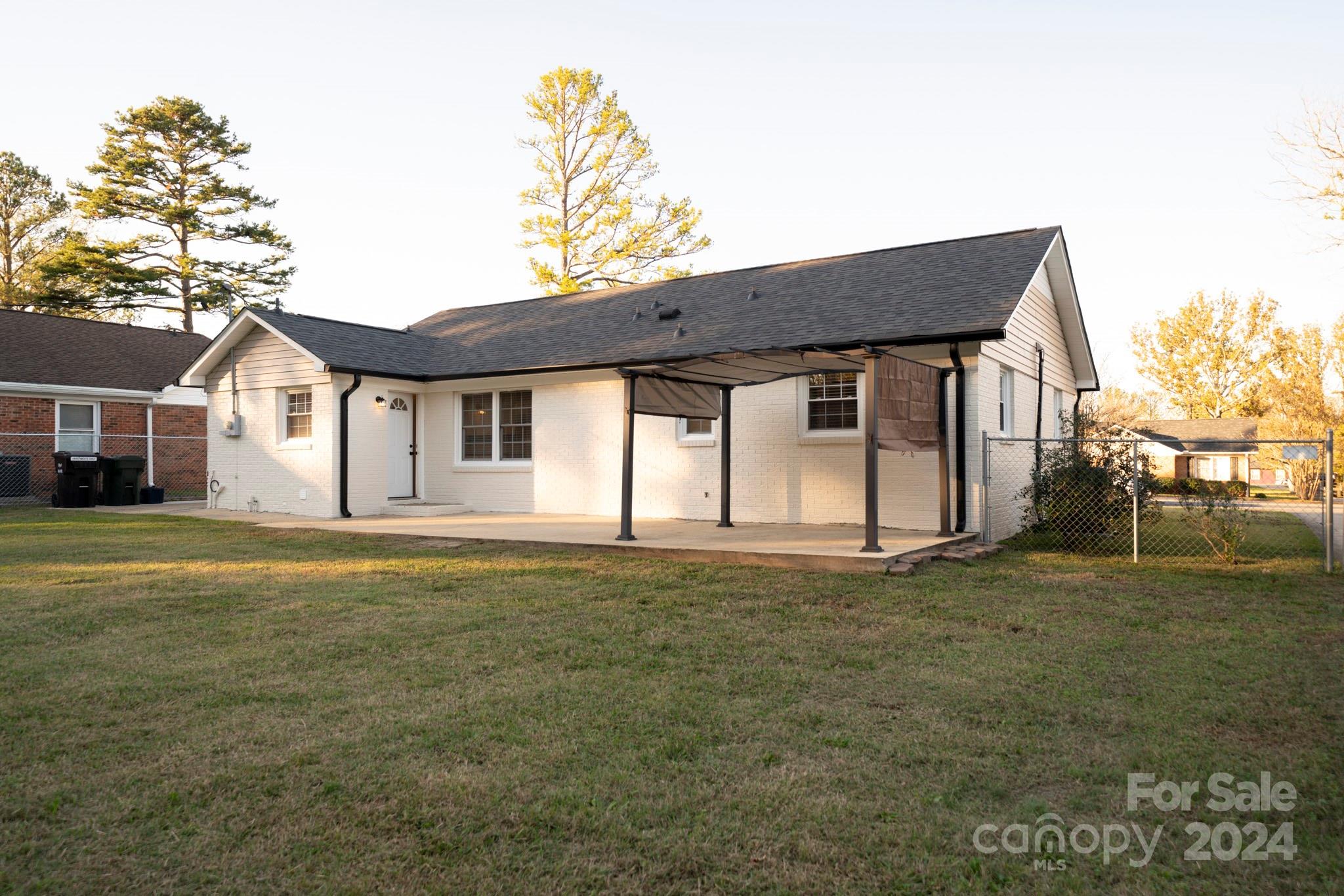 1210 Glenarden Drive
