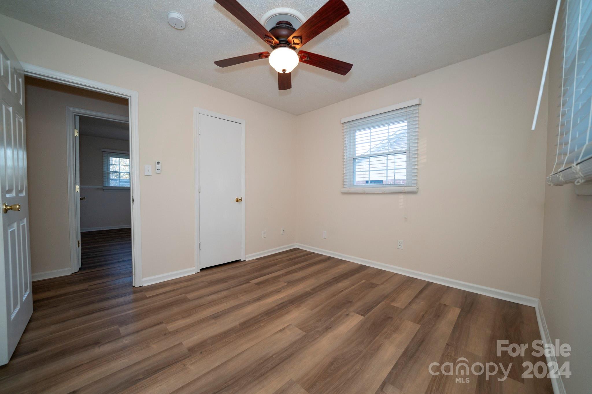 1210 Glenarden Drive