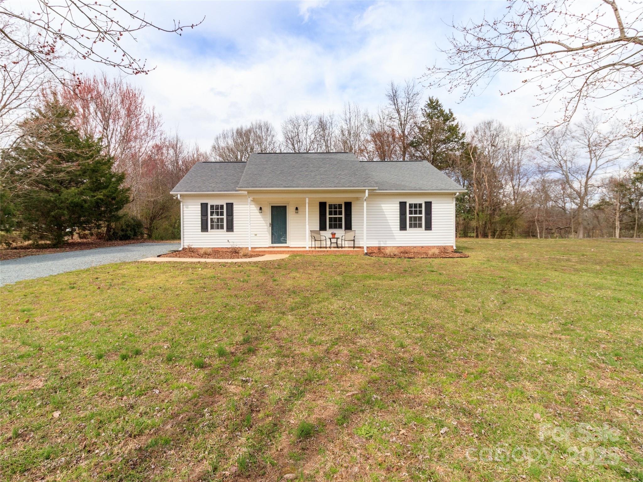 417 Columbus Lane