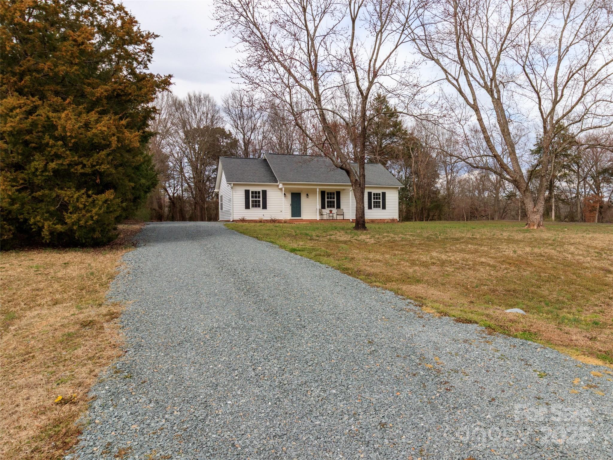 417 Columbus Lane