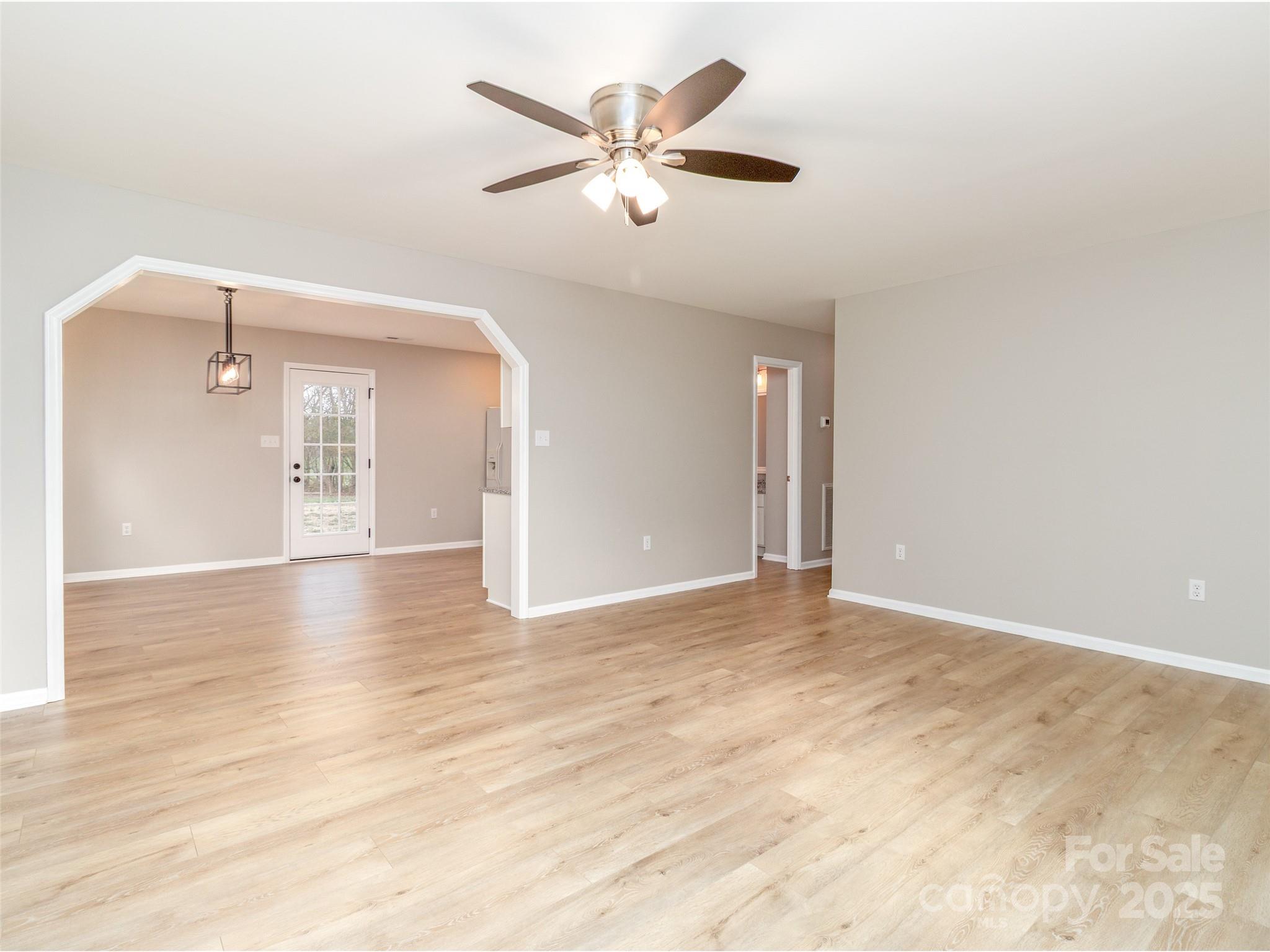 417 Columbus Lane